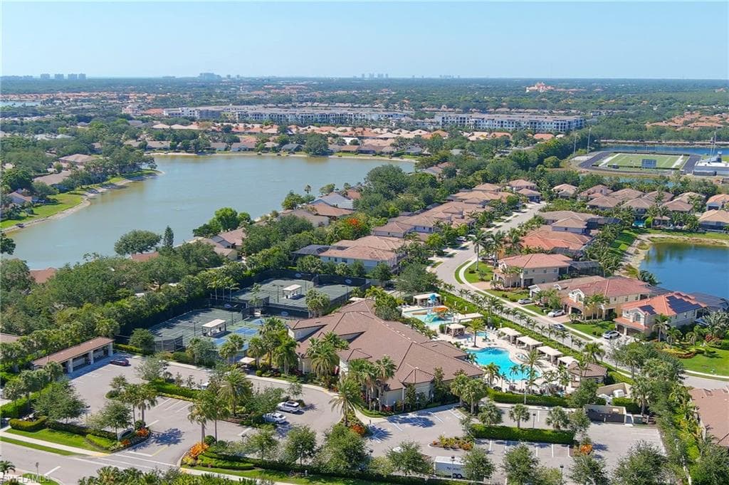 13651 Mandarin Cir, Naples, FL 34109-40