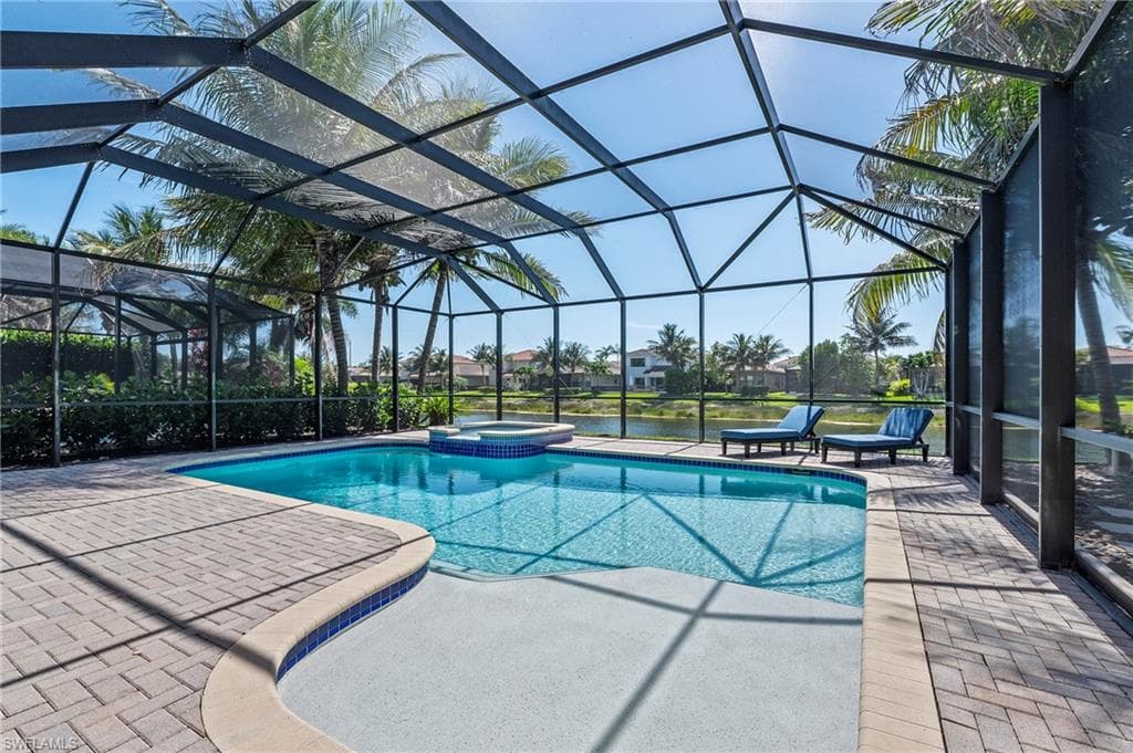 13651 Mandarin Cir, Naples, FL 34109-4