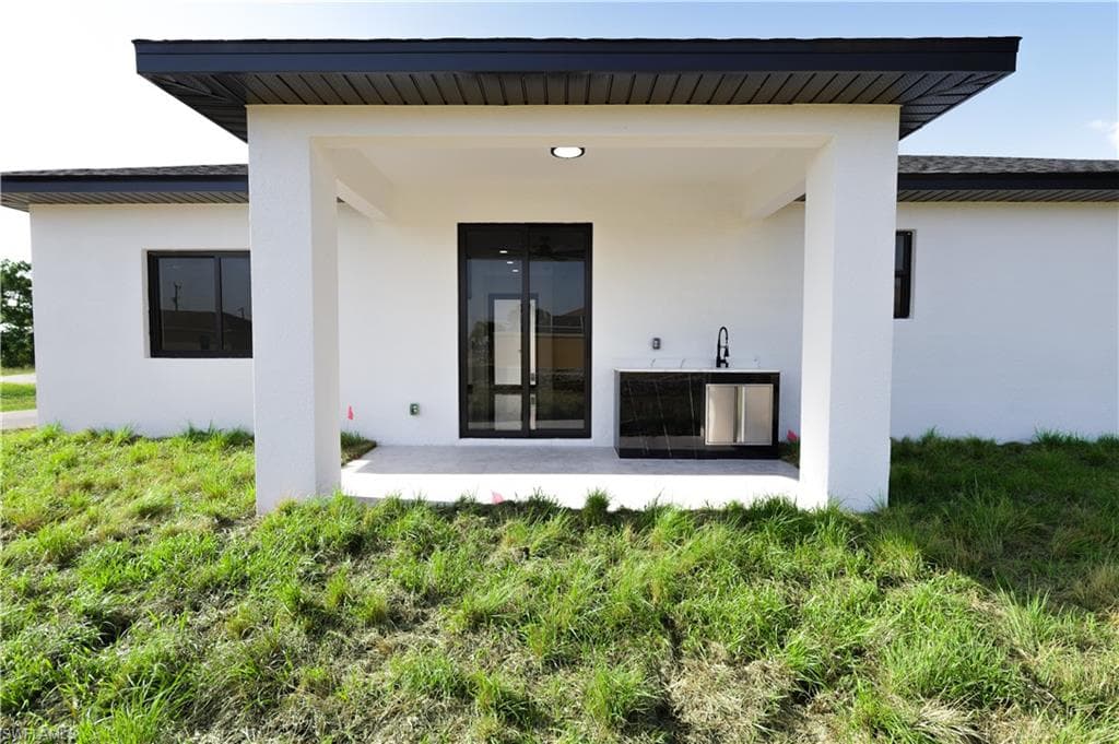 2933 20th St SW, Lehigh Acres, FL 33976-23