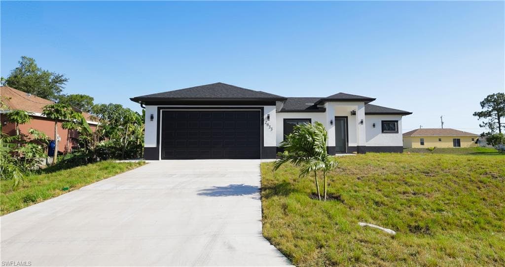 2933 20th St SW, Lehigh Acres, FL 33976-2