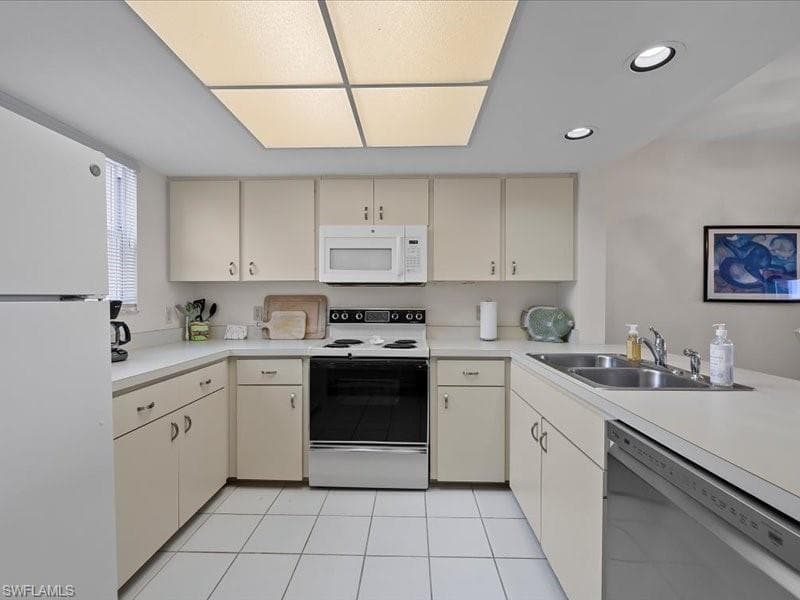 897 Collier Ct 4-705, Marco Island, FL 34145-10