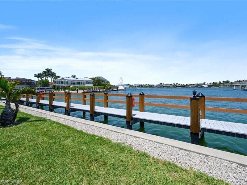 897 Collier Ct 4-705, Marco Island, FL 34145-29