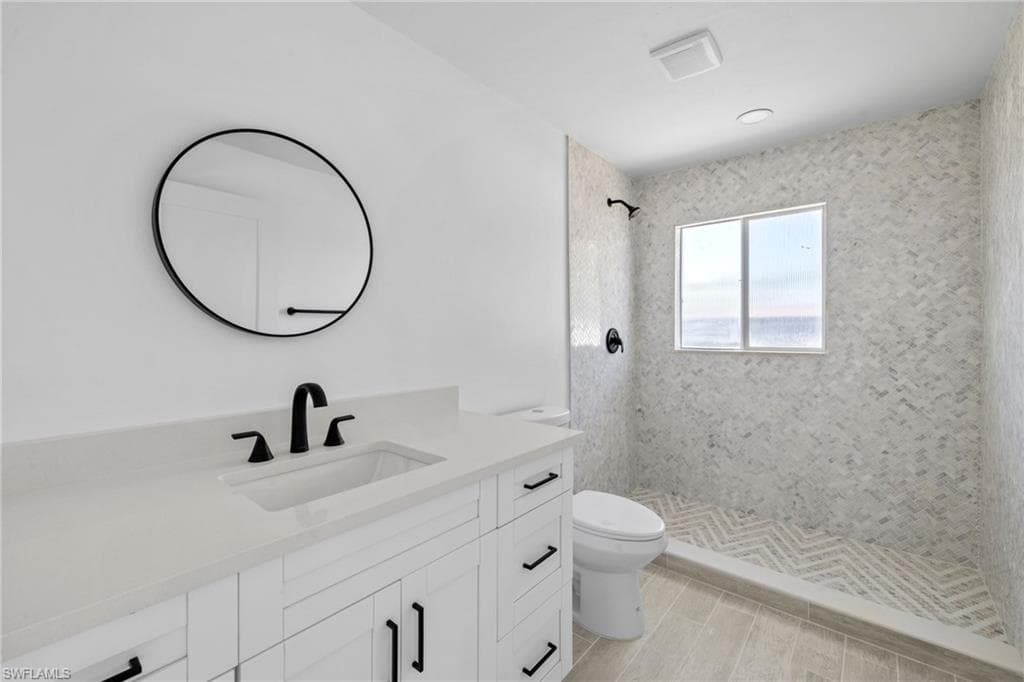 32 Fairview Blvd, Fort Myers Beach, FL 33931-14