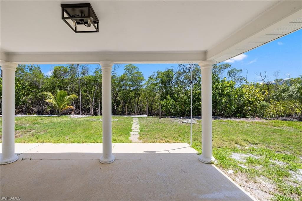 32 Fairview Blvd, Fort Myers Beach, FL 33931-16