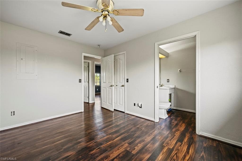 4480 20th St NE, Naples, FL 34120-9