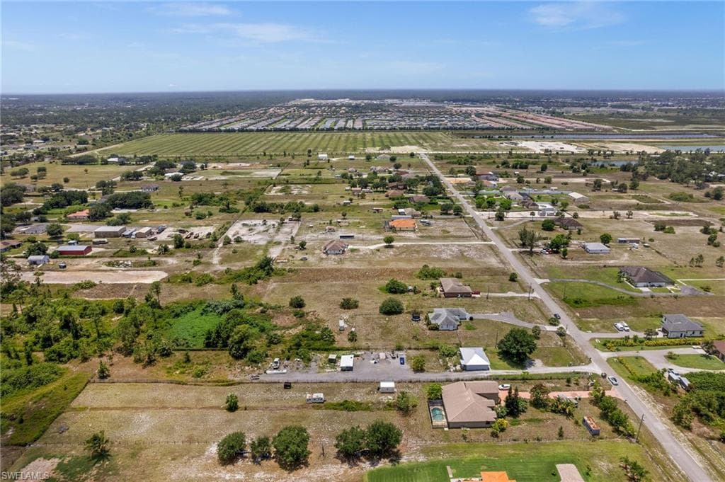 4480 20th St NE, Naples, FL 34120-24