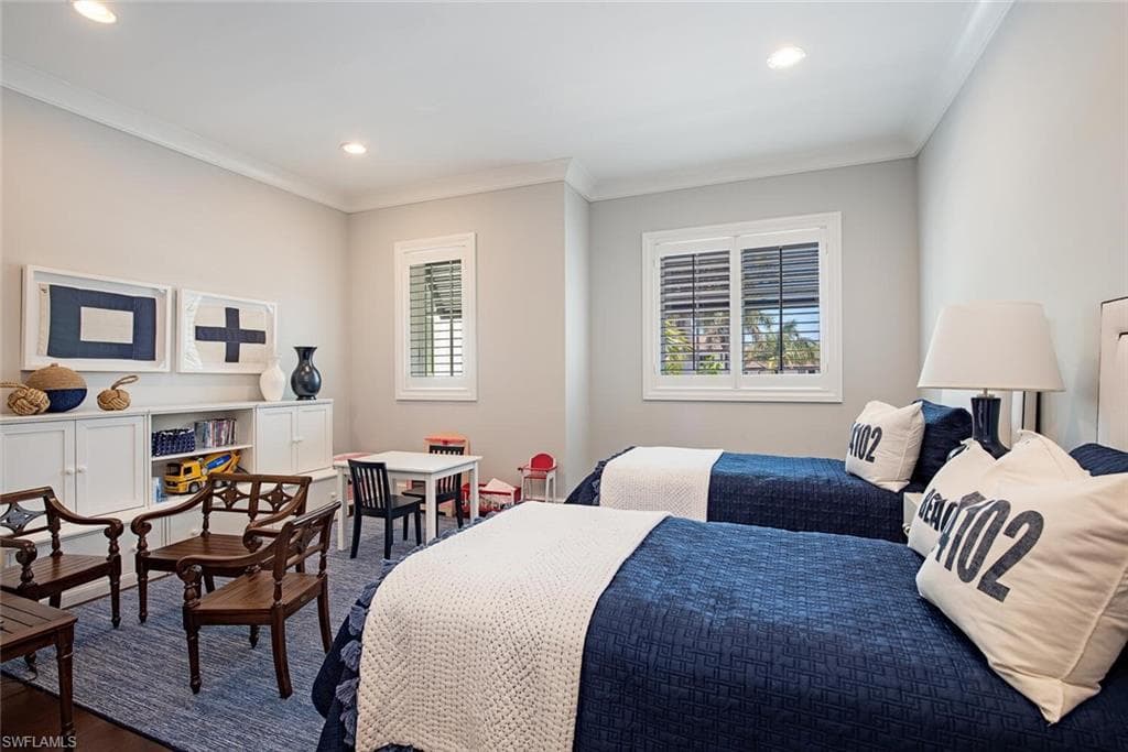 234 Central Ave, Naples, FL 34102-18