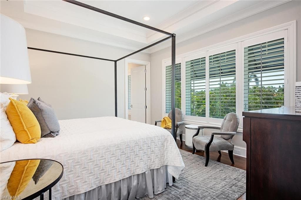 234 Central Ave, Naples, FL 34102-22