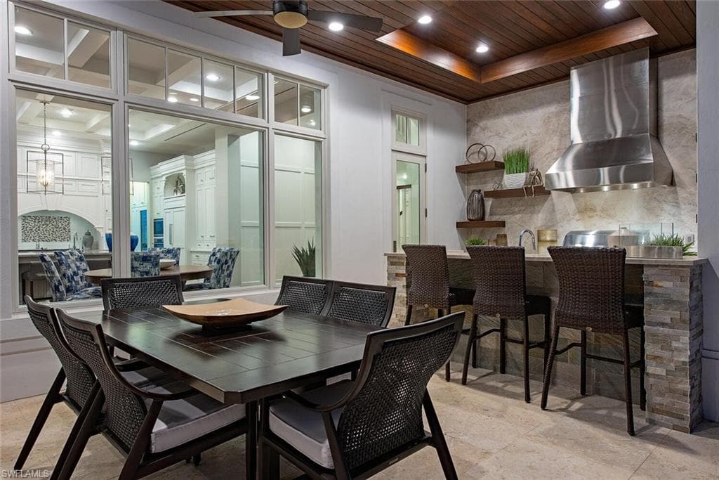 234 Central Ave, Naples, FL 34102-37