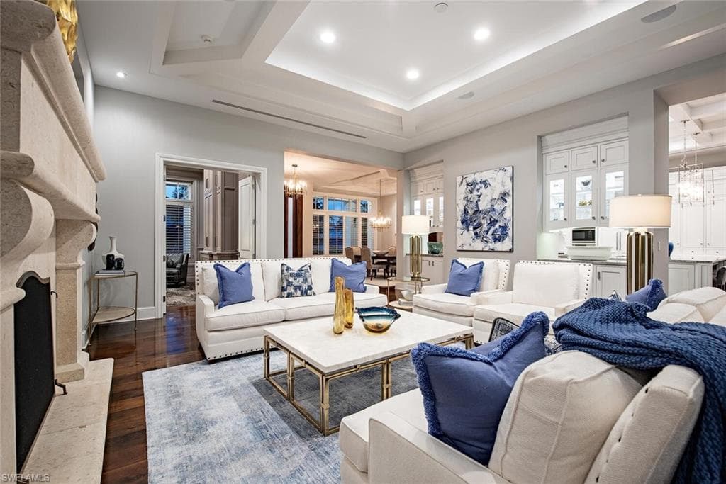 234 Central Ave, Naples, FL 34102-6