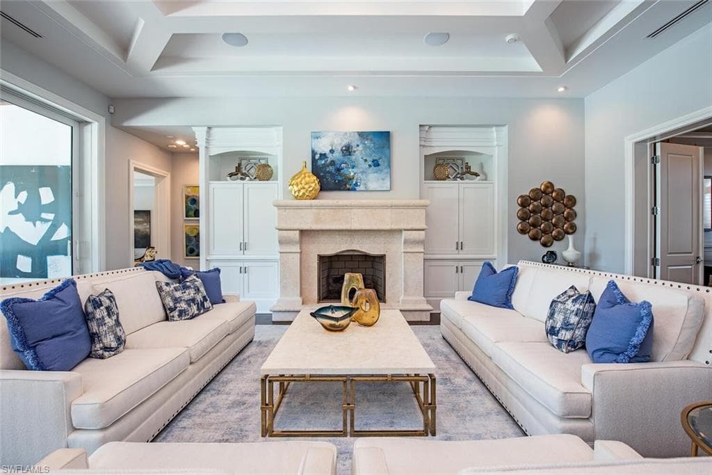 234 Central Ave, Naples, FL 34102-7