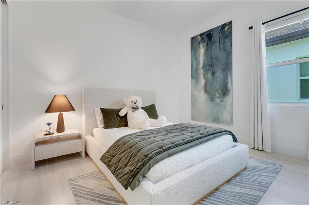 3652 Sapphire Cove Cir, Naples, FL 34114-21