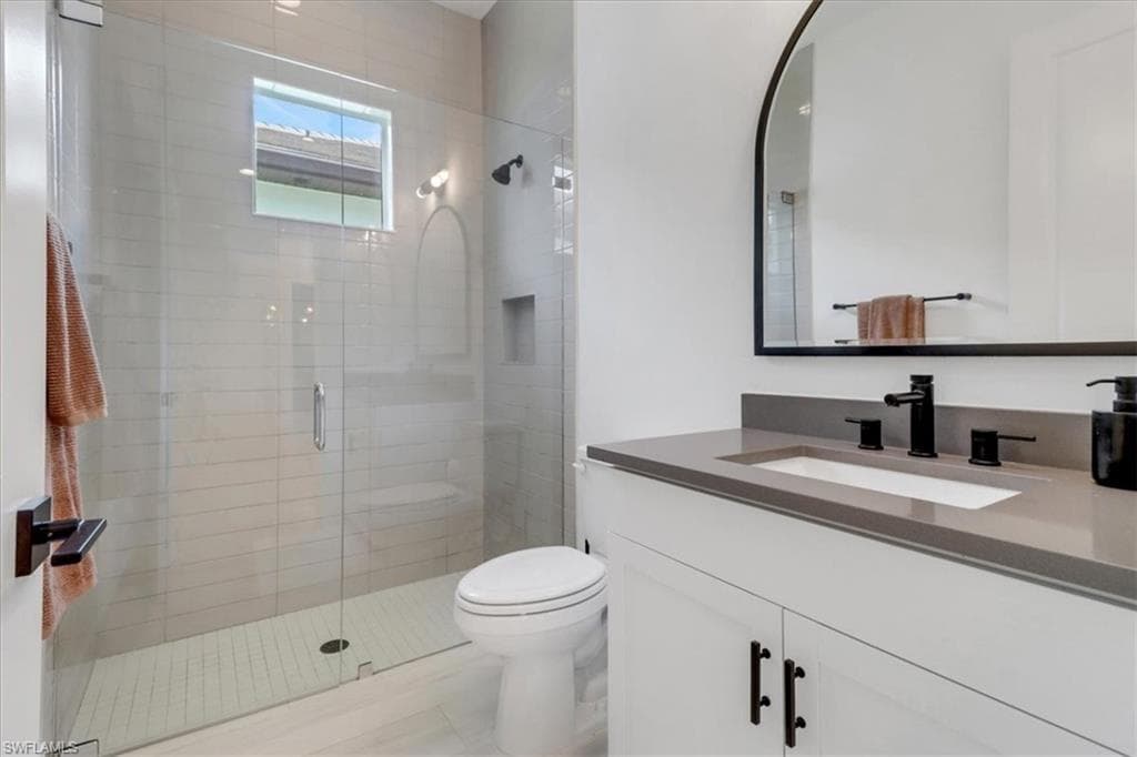 3652 Sapphire Cove Cir, Naples, FL 34114-22
