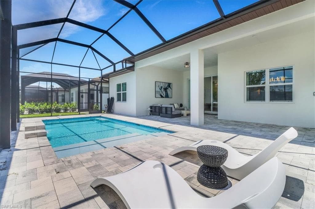 3652 Sapphire Cove Cir, Naples, FL 34114-28