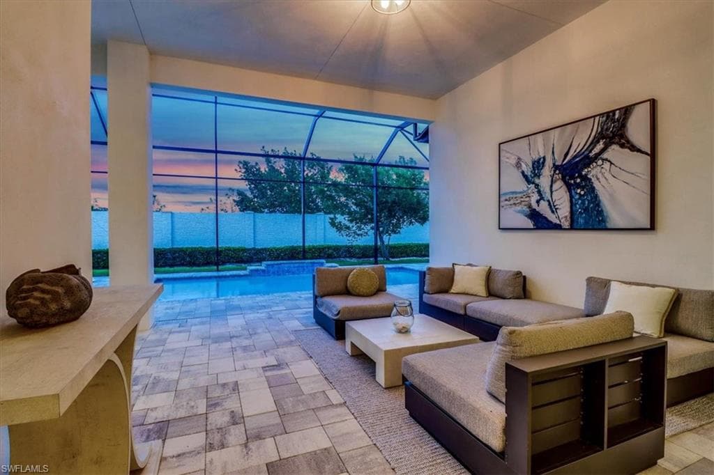 3652 Sapphire Cove Cir, Naples, FL 34114-32
