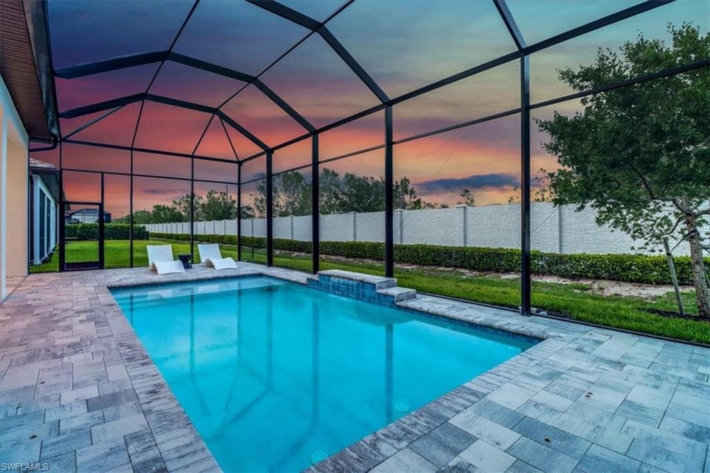 3652 Sapphire Cove Cir, Naples, FL 34114-34
