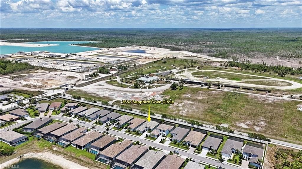 3652 Sapphire Cove Cir, Naples, FL 34114-44