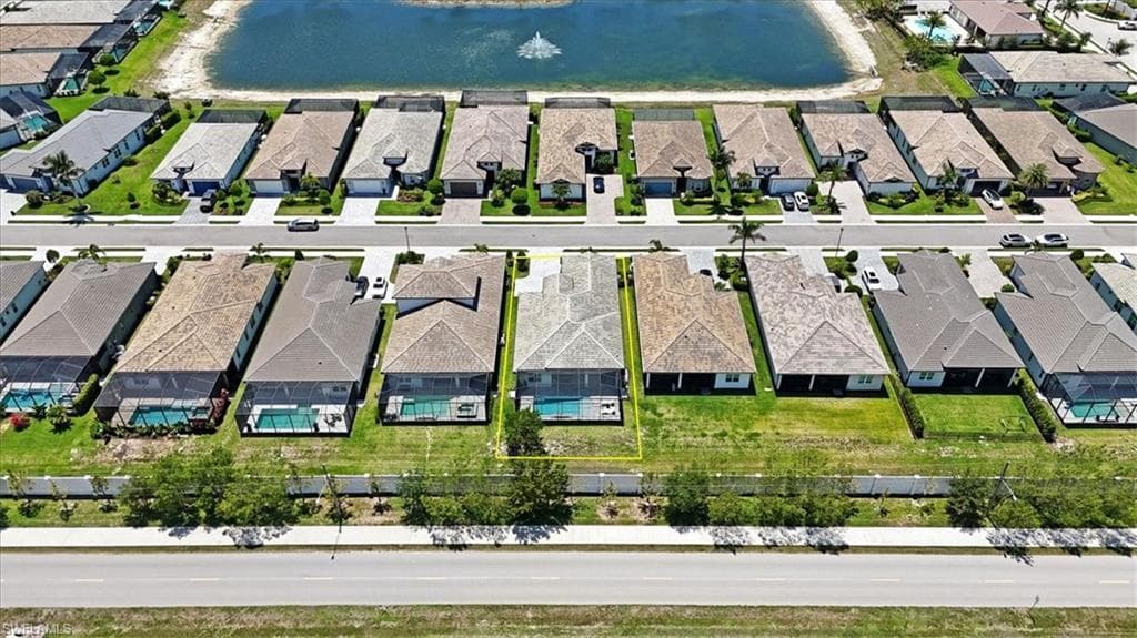 3652 Sapphire Cove Cir, Naples, FL 34114-47