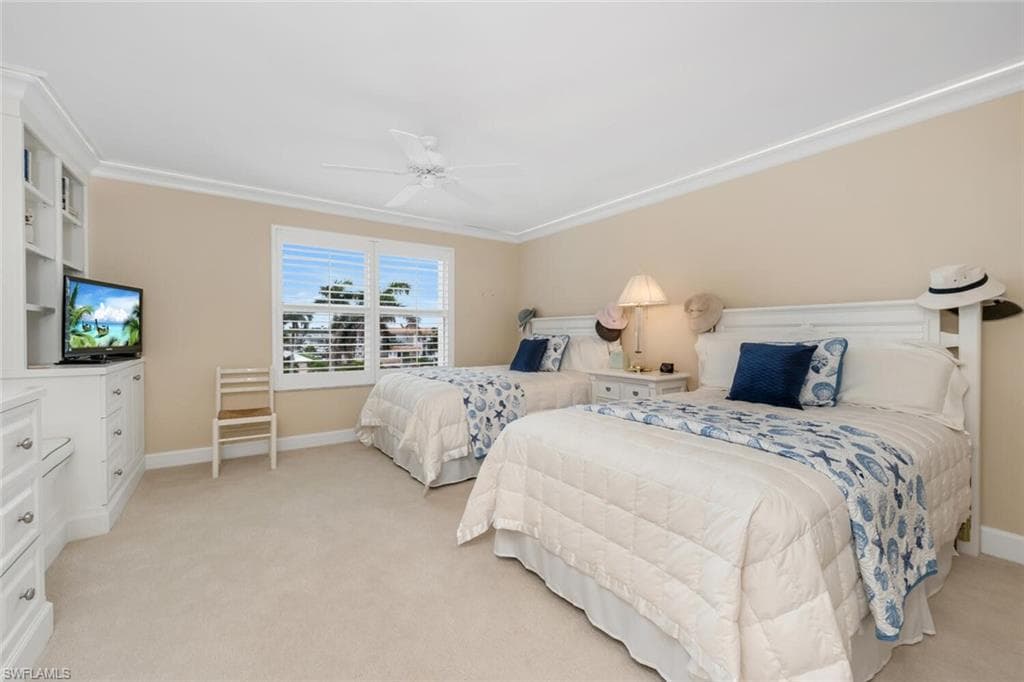 3003 Gulf Shore Blvd N 404, Naples, FL 34103-14