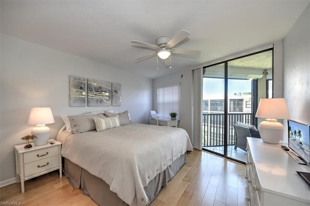 929 Collier Ct B401, Marco Island, FL 34145-19
