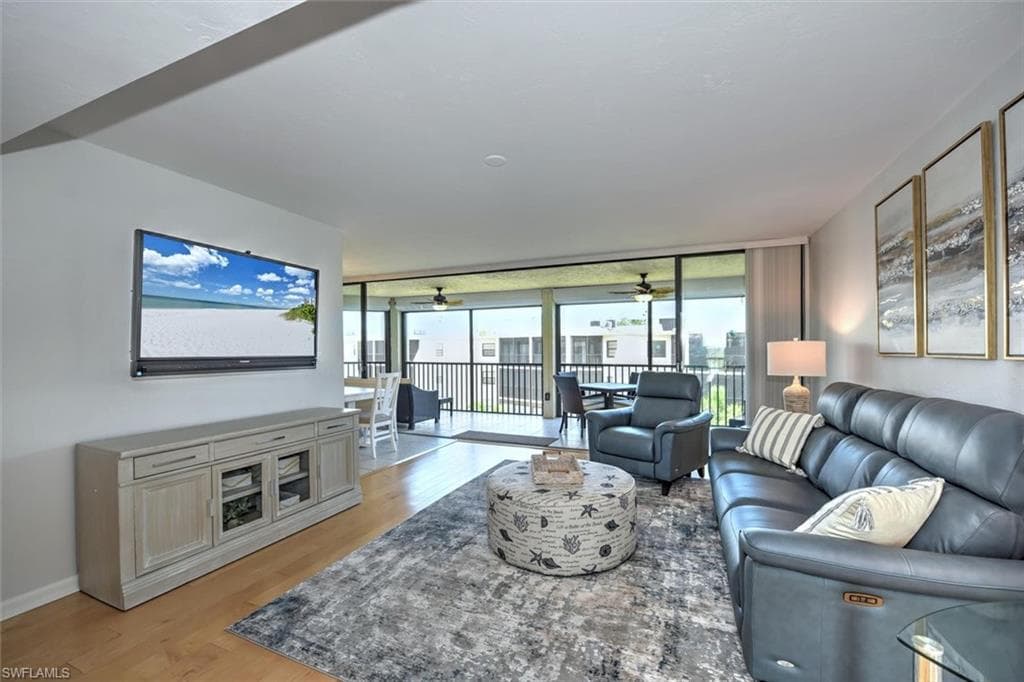 929 Collier Ct B401, Marco Island, FL 34145-6