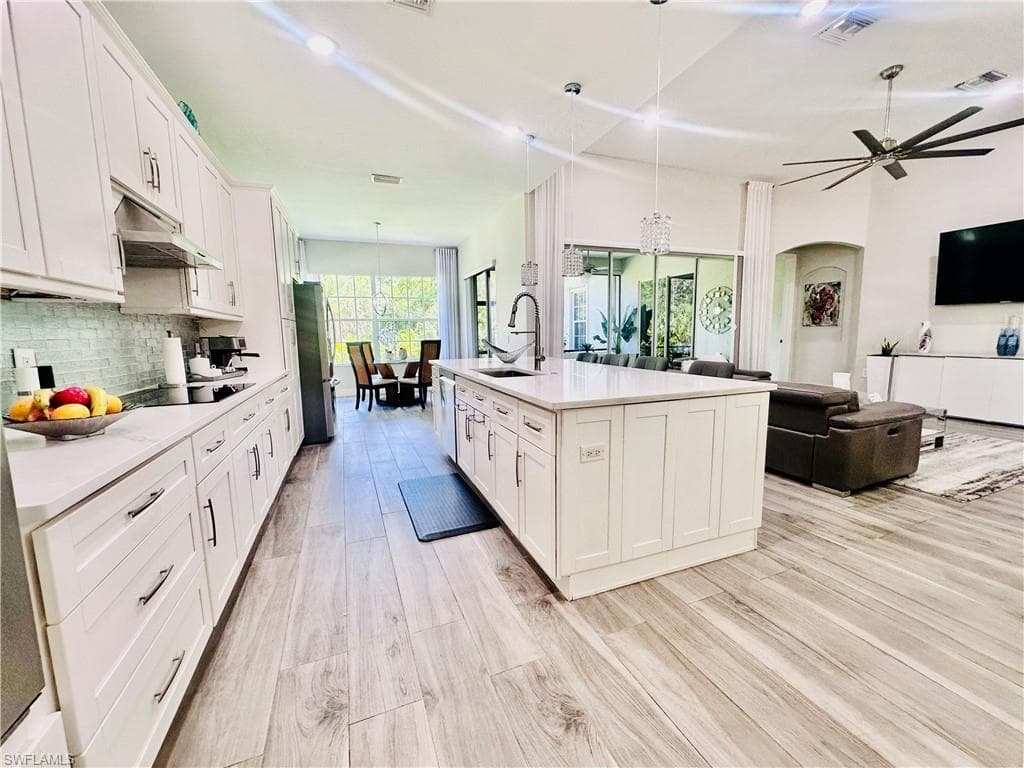 5489 Whispering Willow Way, Fort Myers, FL 33908-8