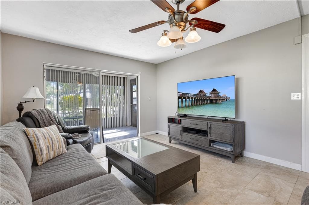 2100 Barkeley Ln 1, Fort Myers, FL 33907-21