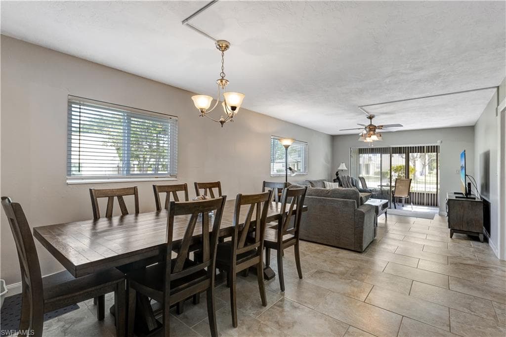 2100 Barkeley Ln 1, Fort Myers, FL 33907-23