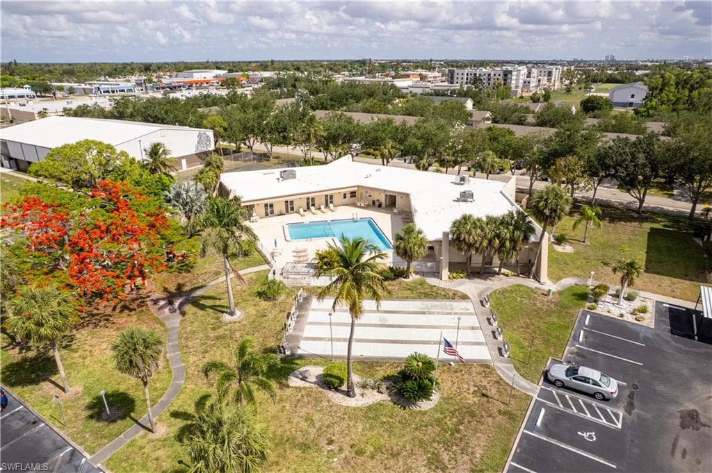 2100 Barkeley Ln 1, Fort Myers, FL 33907-37