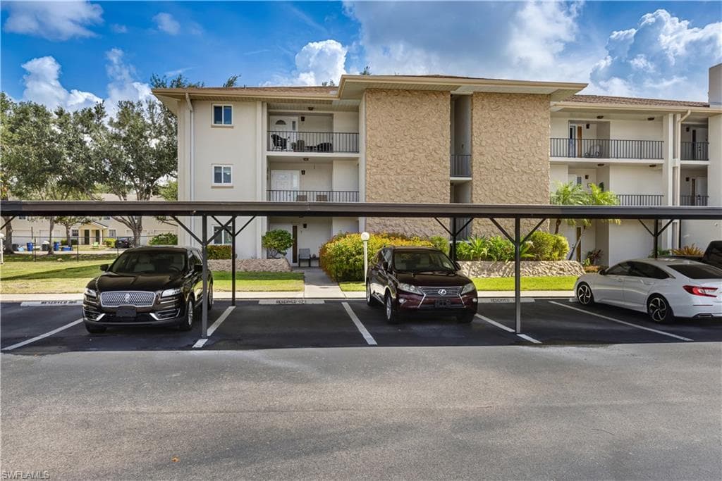 2100 Barkeley Ln 1, Fort Myers, FL 33907-40