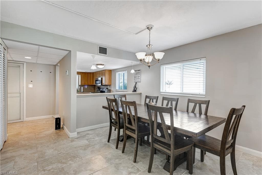 2100 Barkeley Ln 1, Fort Myers, FL 33907-6
