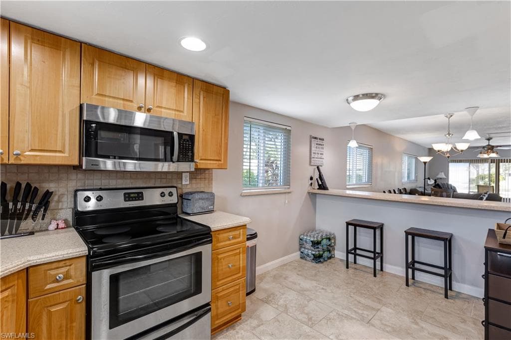 2100 Barkeley Ln 1, Fort Myers, FL 33907-7