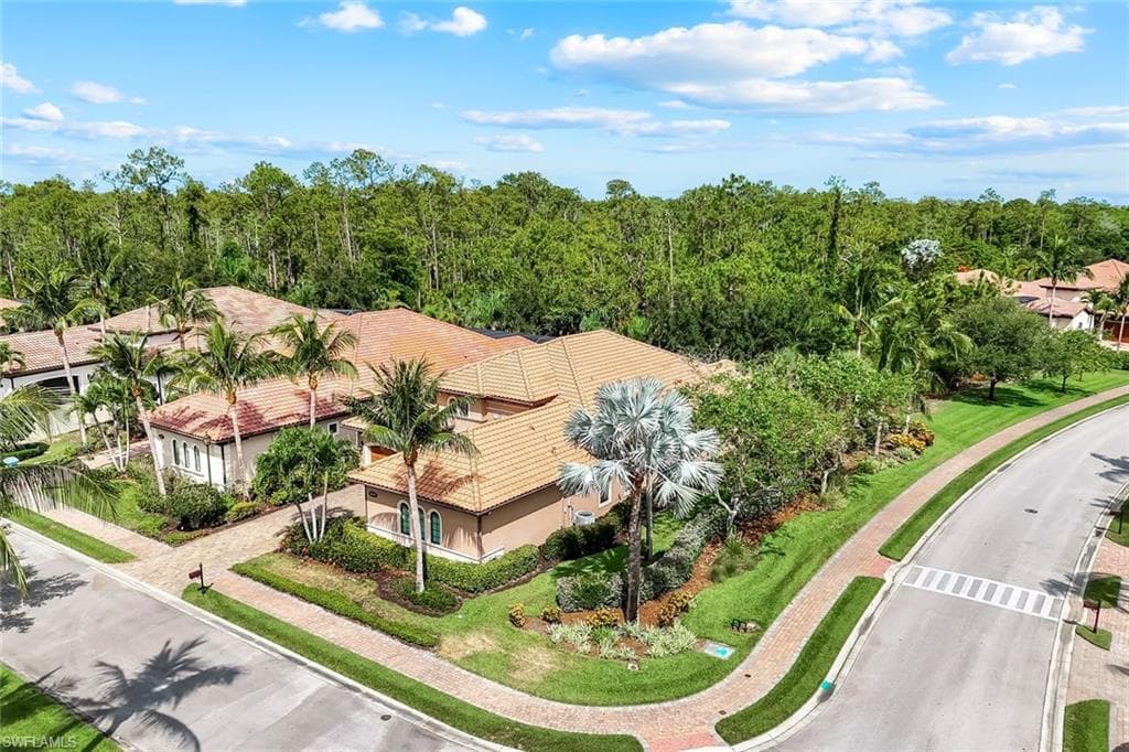 6419 Vivaldi Ct, Naples, FL 34113-28