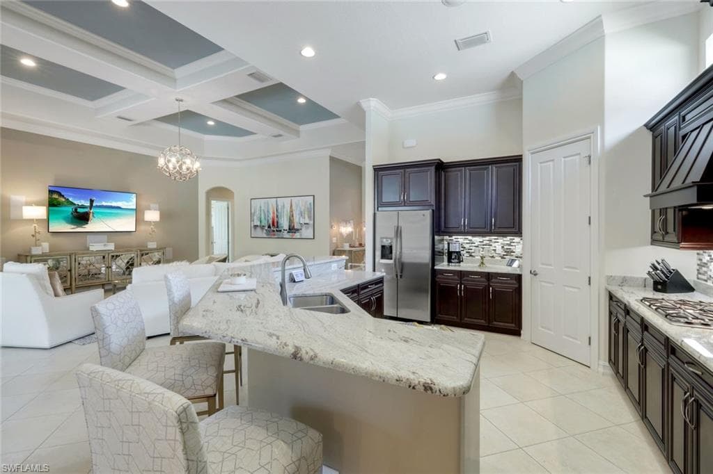 6419 Vivaldi Ct, Naples, FL 34113-6
