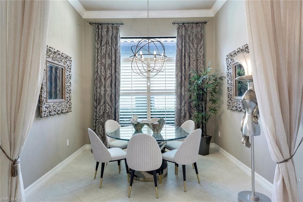 6419 Vivaldi Ct, Naples, FL 34113-8