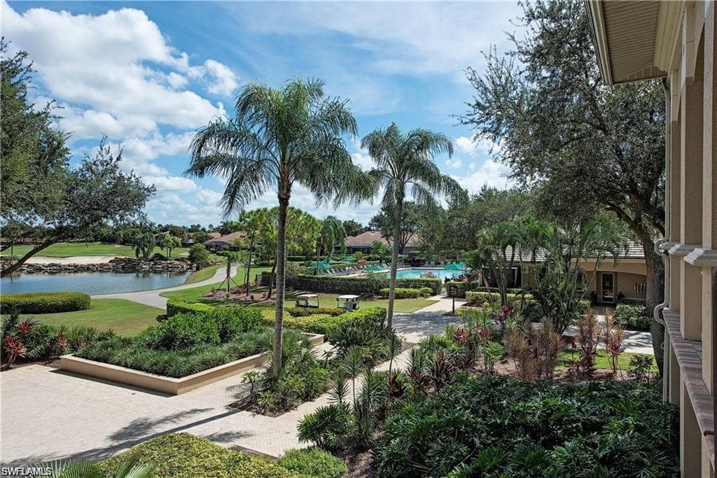 5643 Sandlewood Ct 2001, Naples, FL 34110-29