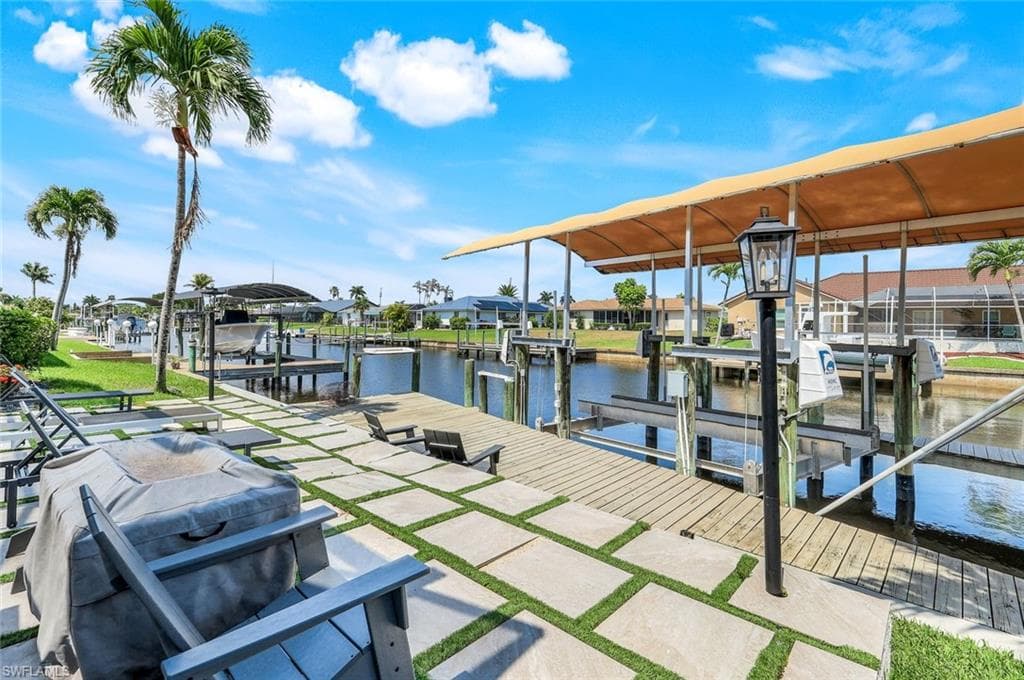 3347 19th Ave, Cape Coral, FL 33904-4