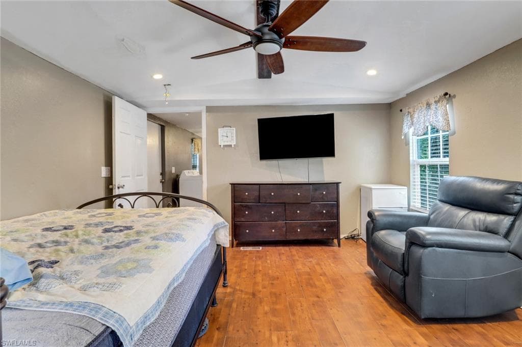 1222 Apache Ave, Labelle, FL 33935-25