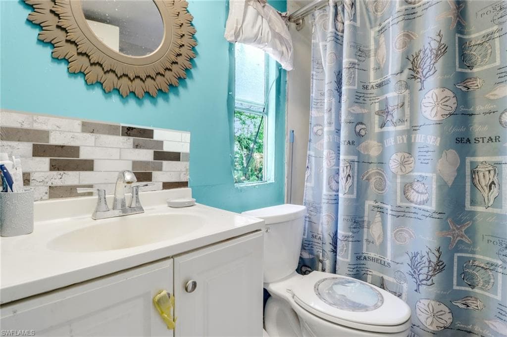 1222 Apache Ave, Labelle, FL 33935-31