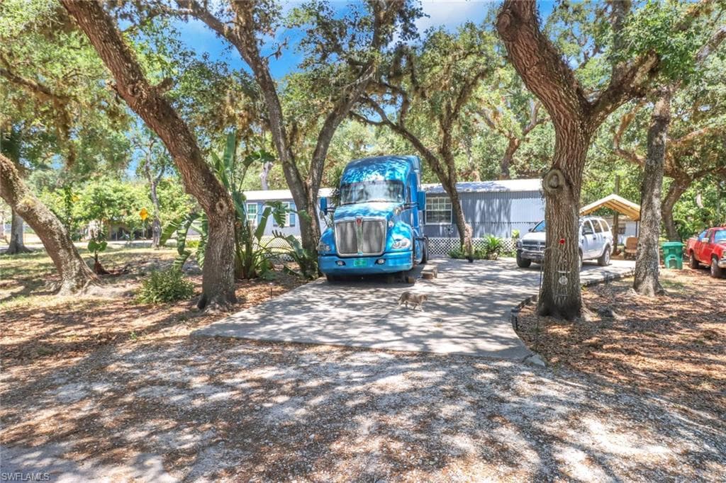 1222 Apache Ave, Labelle, FL 33935-4