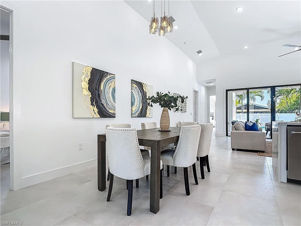 857 95th Ave N, Naples, FL 34108-11