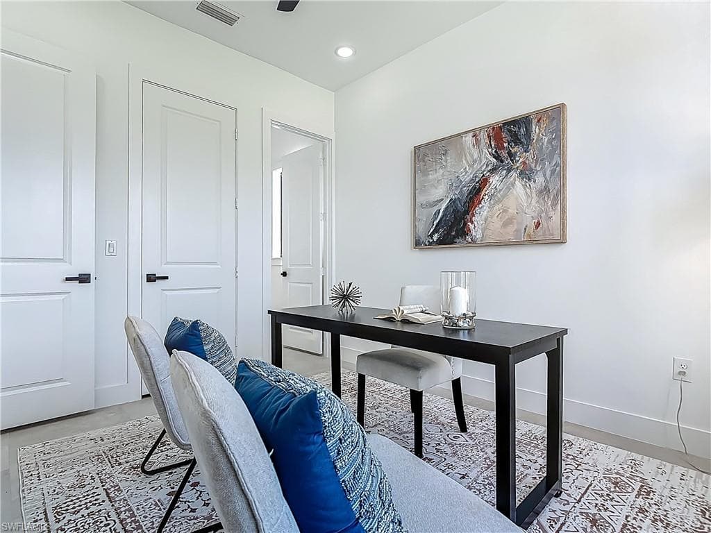 857 95th Ave N, Naples, FL 34108-27