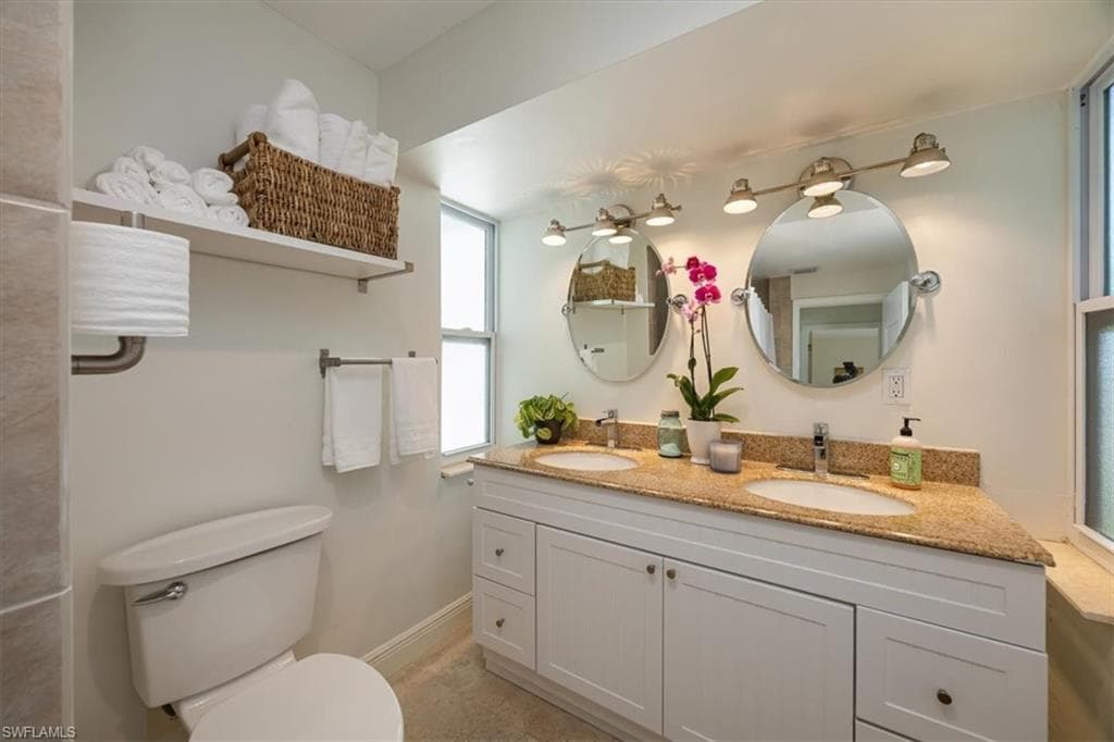 2777 Clipper Way, Naples, FL 34104-14