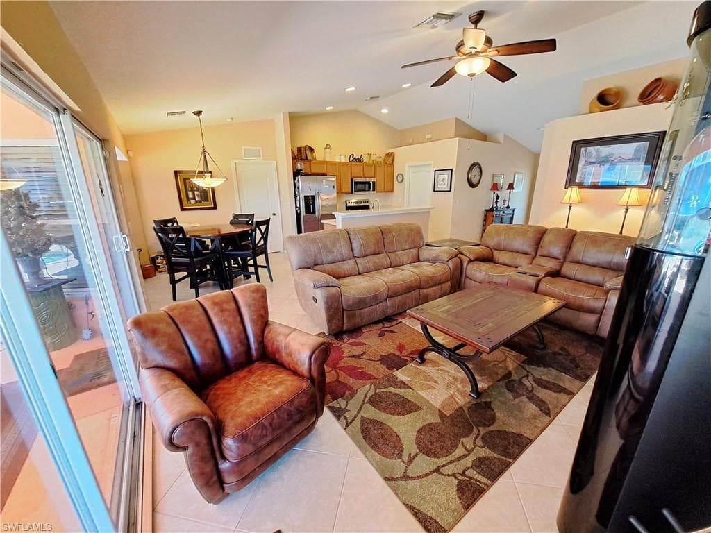 2846 Embers Ter, Cape Coral, FL 33993-14