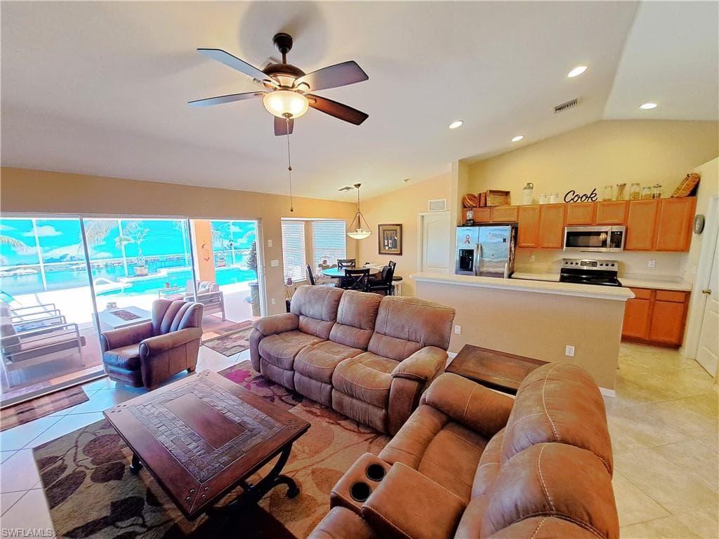 2846 Embers Ter, Cape Coral, FL 33993-7