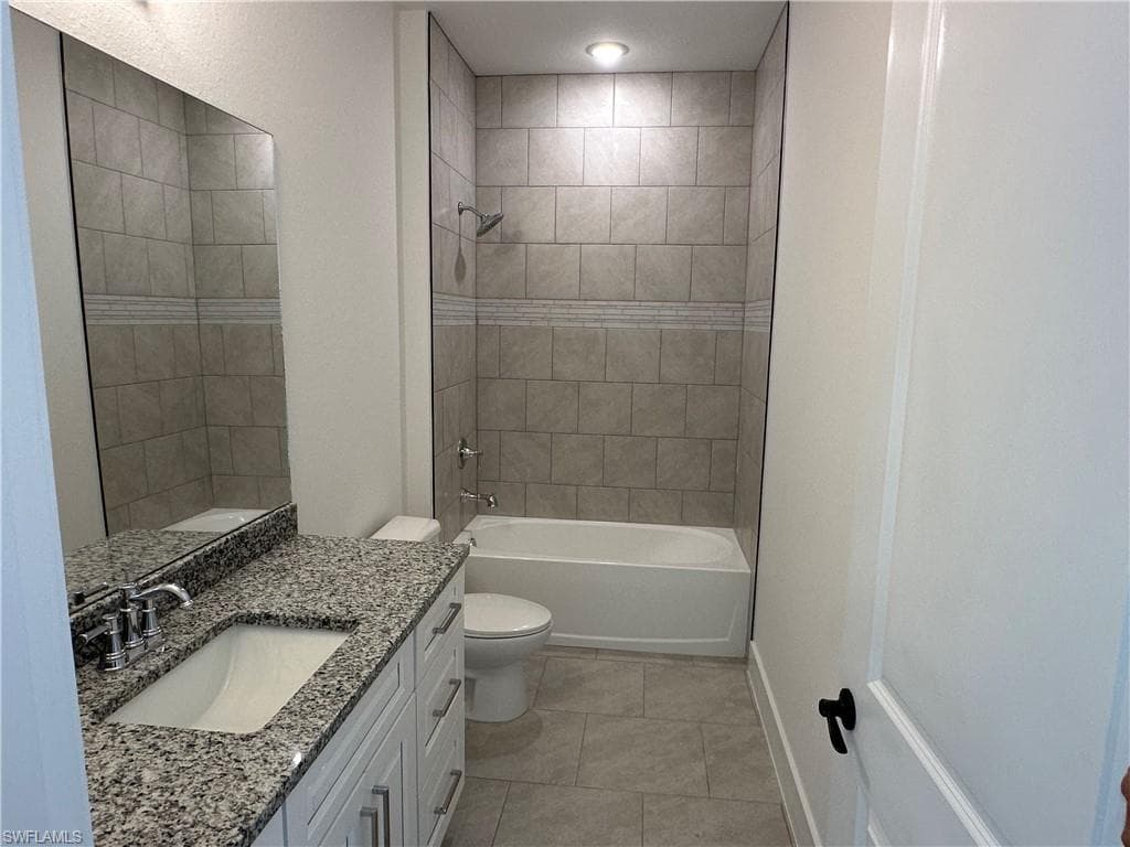 4155 38th Ave, Cape Coral, FL 33993-19