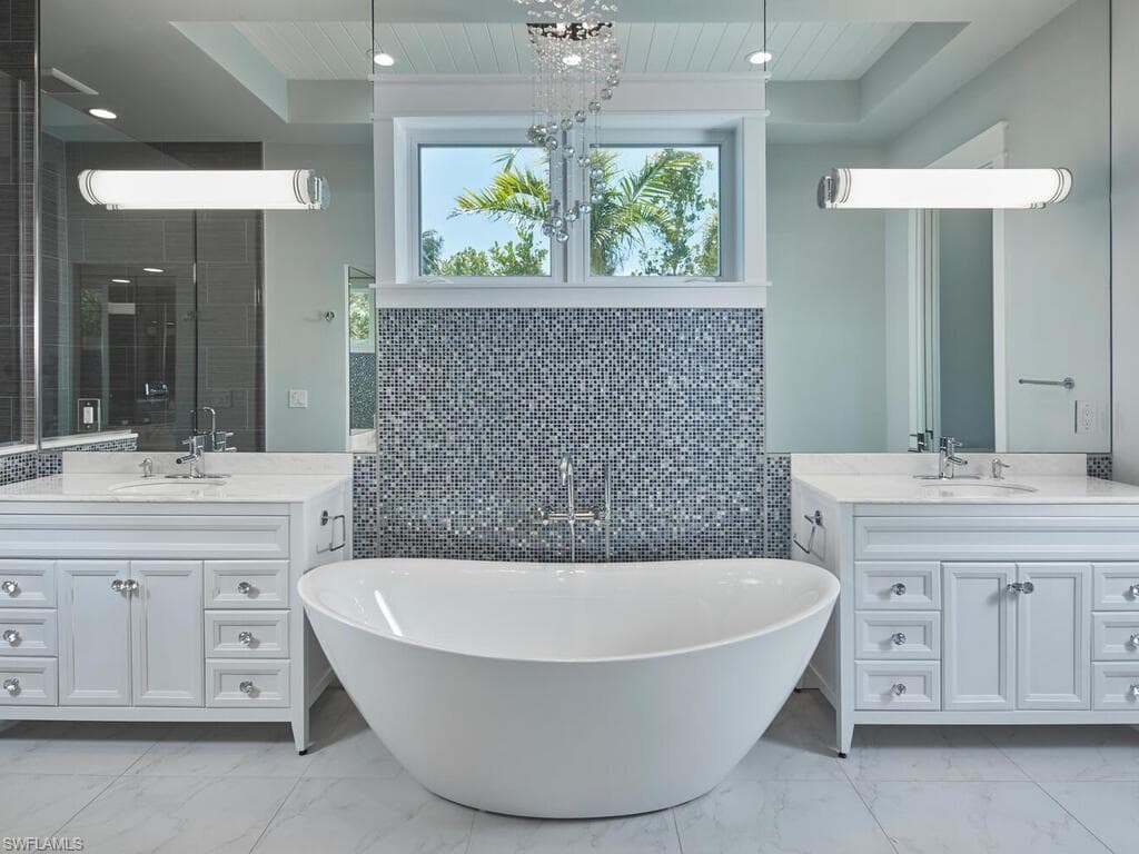 242 2nd Ave S, Naples, FL 34102-13