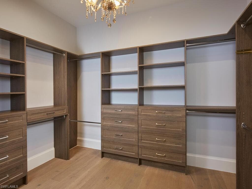 242 2nd Ave S, Naples, FL 34102-15