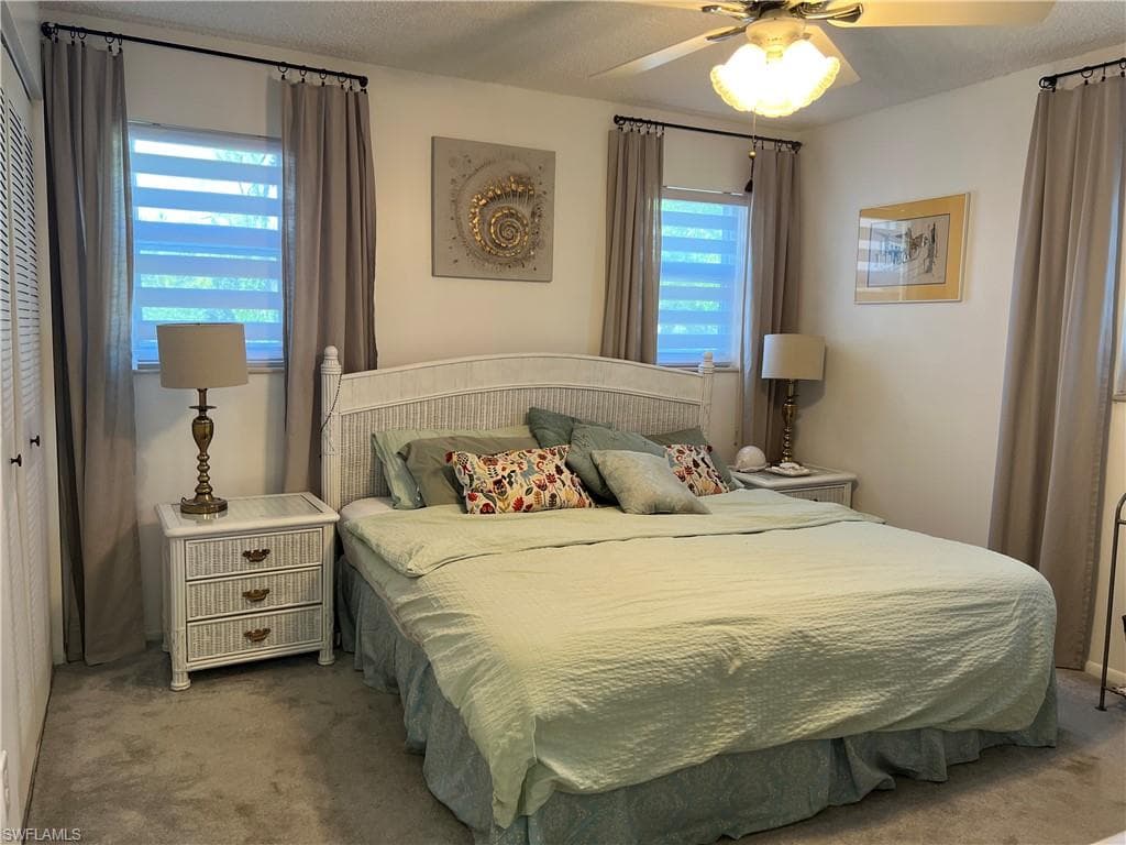200 Forest Lakes Blvd 201, Naples, FL 34105-8