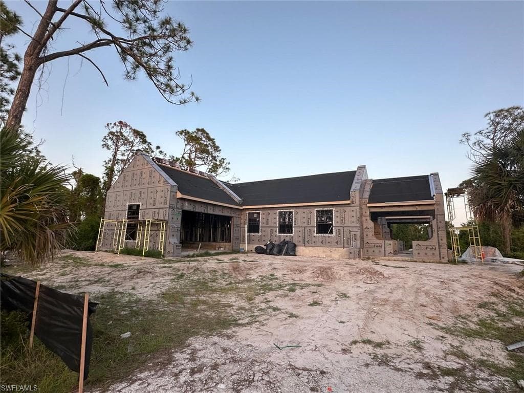 8468 Maitland St, Port Charlotte, FL 33981-2